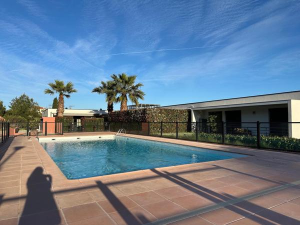 T3 Duplex comme une villa ! Plateaux Fleuris