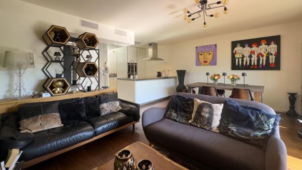 T3 Duplex comme une villa ! Plateaux Fleuris