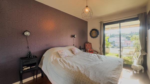 T3 Duplex comme une villa ! Plateaux Fleuris