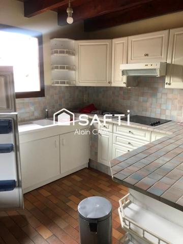 Chalet de 140m² (117m² loi carrez ) proche du  centre villagesur 348m² de terrain - opportunite locative