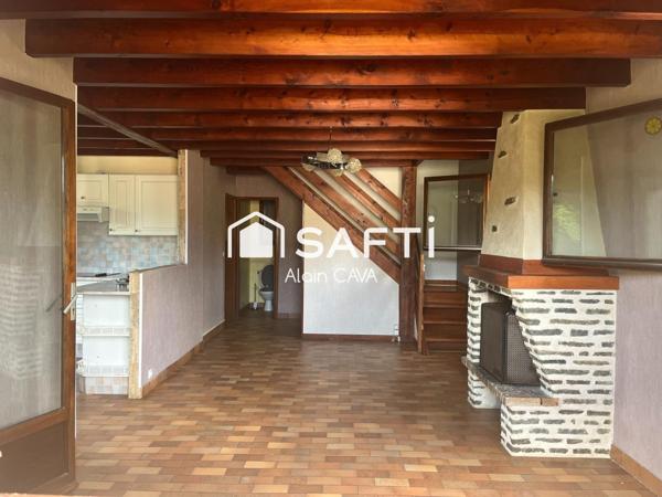 Chalet de 140m² (117m² loi carrez ) proche du  centre villagesur 348m² de terrain - opportunite locative