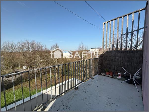 Au dernier étage avec terrasse