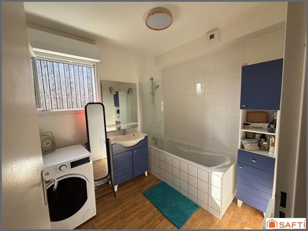 Au dernier étage avec terrasse