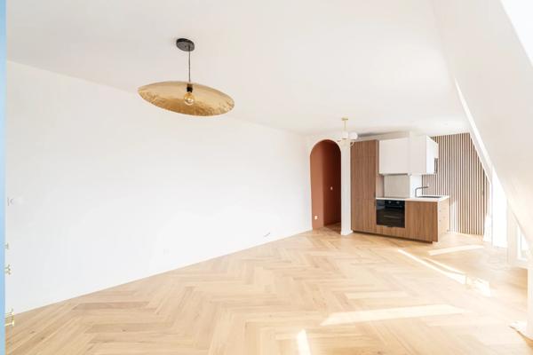 Appartement Paris 18e - SACRÉ-CŒUR / RUE SEVESTE