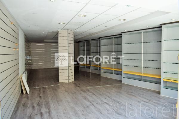 Location local commercial Vesoul - 2 pièce(s) - 78 m² - 740 €/mois