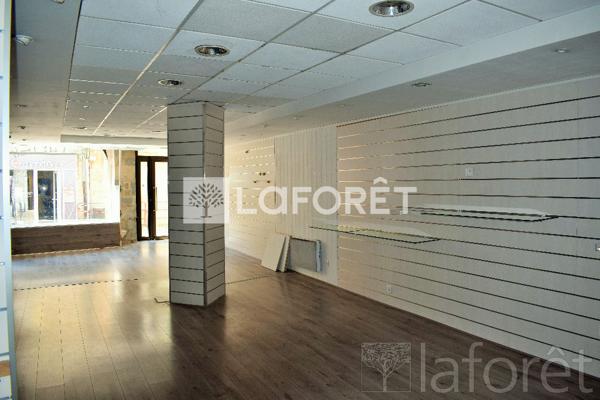 Location local commercial Vesoul - 2 pièce(s) - 78 m² - 740 €/mois