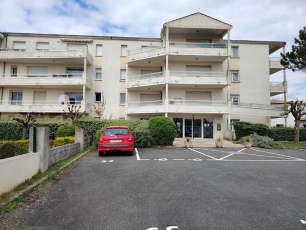 Appartement de 52 m² deux balcons dans secteur calme de Poitiers