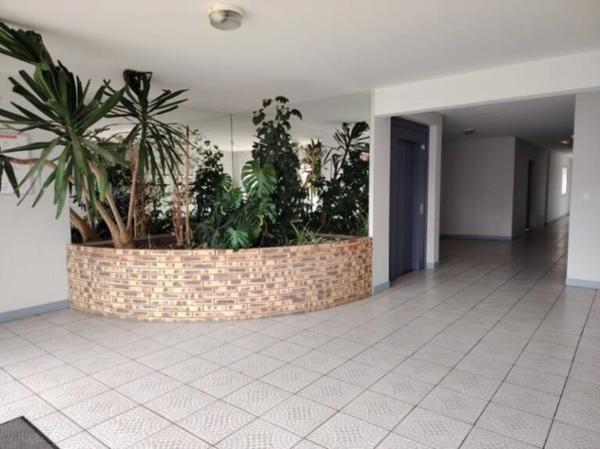 Appartement de 52 m² deux balcons dans secteur calme de Poitiers