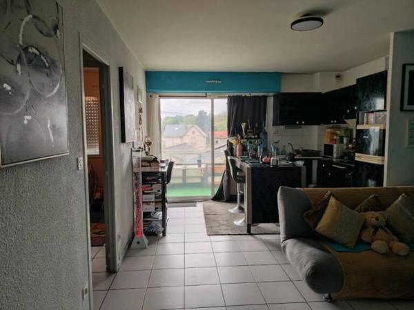 Appartement de 52 m² deux balcons dans secteur calme de Poitiers