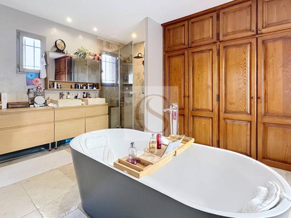 Maison à vendre 4 pièces de 140 m²