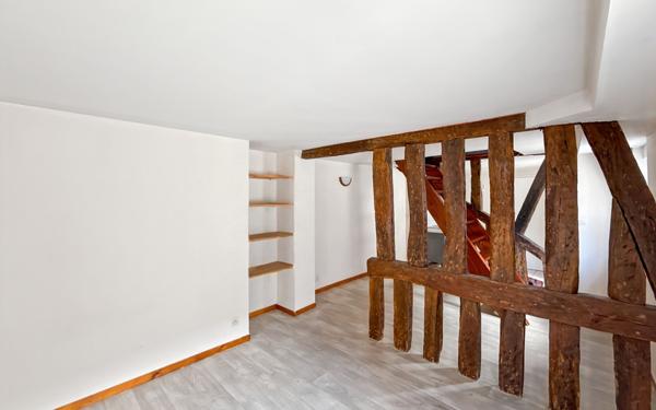 Appartement à vendre    2 pièces • 38 m2 Orléans