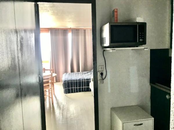 Studio au pied des pistes avec balcon et cellier dans la station de la MONGIE dans les Hautes Pyrénées.