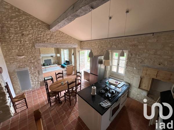 Maison 5 pièces de 127 m² à Gageac-et-Rouillac (24240)