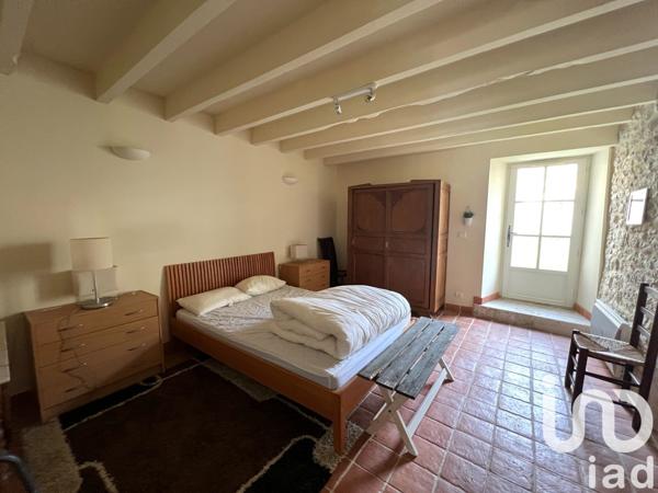 Maison 5 pièces de 127 m² à Gageac-et-Rouillac (24240)