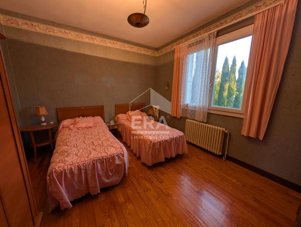 Maison à vendre à Montpon-Ménestérol 7 pièces 182.6 m2