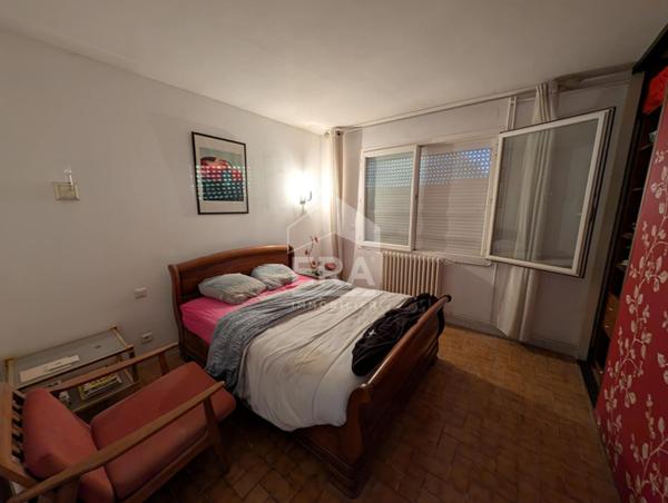 Maison à vendre à Montpon-Ménestérol 7 pièces 182.6 m2