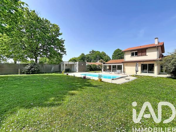 Maison à vendre 5 pièces 140 m² Pessac