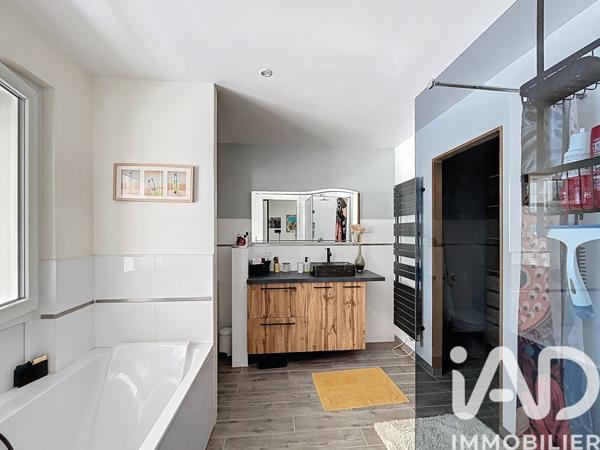 Maison à vendre 5 pièces 140 m² Pessac
