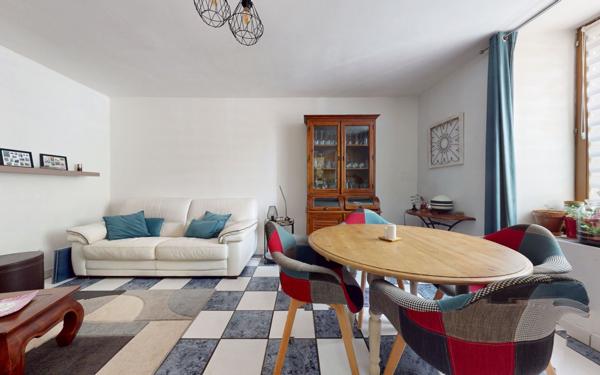 Maison à vendre    6 pièces •  Augny