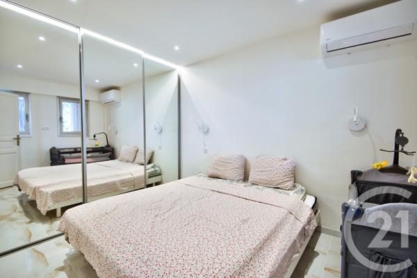 Appartement T2 à vendre  2 pièces - 31,87 m2 ST LAURENT DU VAR - 06