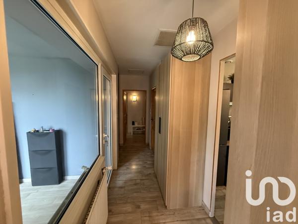 Maison à vendre 6 pièces 108 m² Le Chambon-Feugerolles