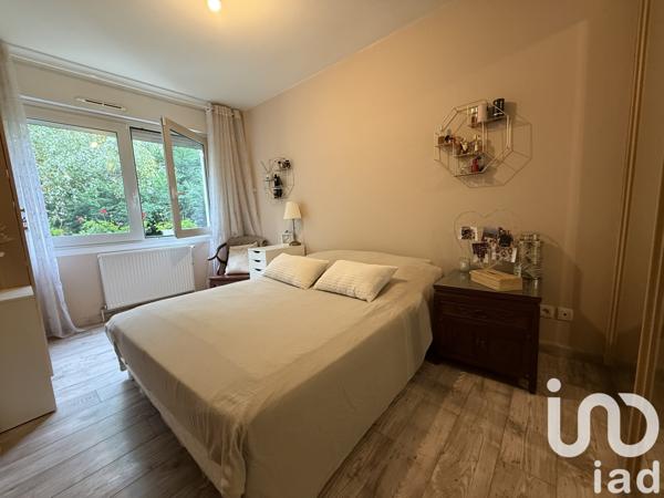 Maison à vendre 6 pièces 108 m² Le Chambon-Feugerolles