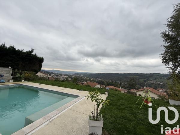 Maison à vendre 6 pièces 108 m² Le Chambon-Feugerolles