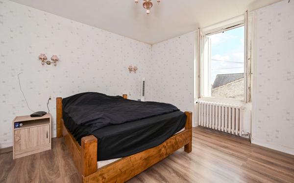 Maison à vendre    3 pièces • 104 m2 Étampes