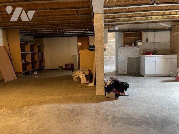 Maison de plain-pied avec sous-sol