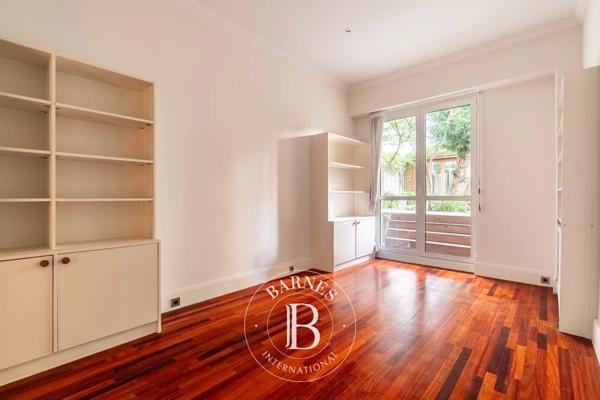Paris 16ème, Appartement 4 Chambres -  215 m² à vendre