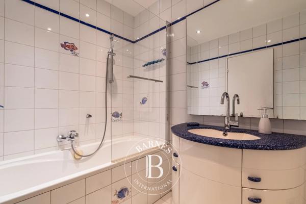 Paris 16ème, Appartement 4 Chambres -  215 m² à vendre