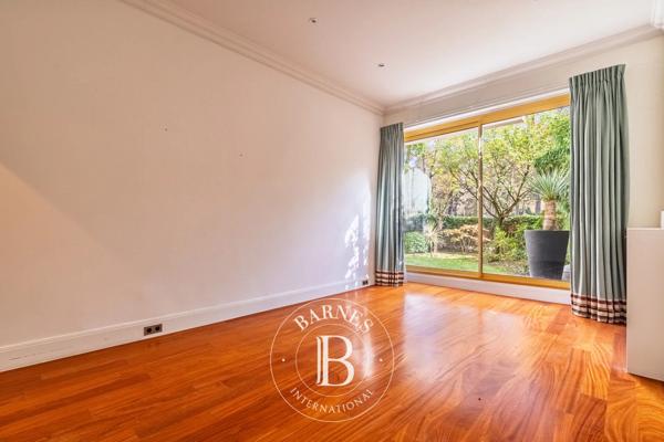 Paris 16ème, Appartement 4 Chambres -  215 m² à vendre