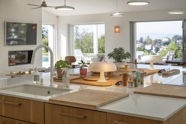 Saint Didier au Mont d'Or - Vue exceptionnelle - Maison de plain pied de 237 m2 env. - 4 chambres - 1 bureau -