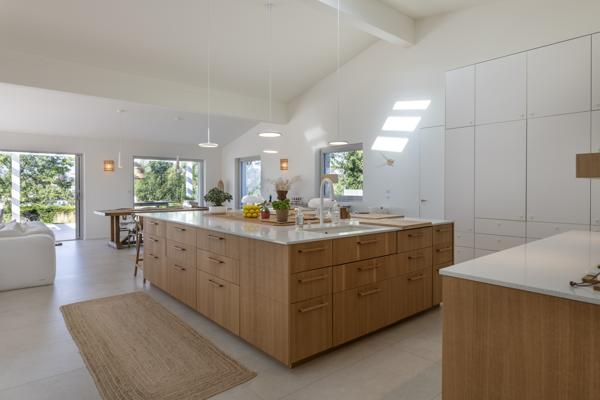 Saint Didier au Mont d'Or - Vue exceptionnelle - Maison de plain pied de 237 m2 env. - 4 chambres - 1 bureau -
