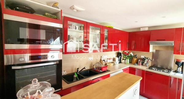 MAISON EN PIERRE A LA CAMPAGNE , PROCHE DES COMMODITES