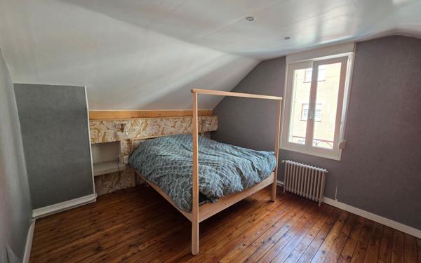 Maison à vendre    3 pièces •  Saint-Quentin