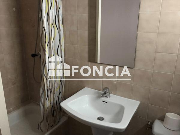 Location Studio 23.15 m² - 12 RUE GRUGET Angers 49000