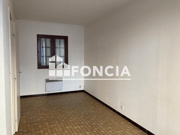 Location Studio 23.15 m² - 12 RUE GRUGET Angers 49000