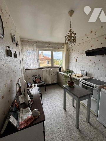 Nouveau mandat exclusif sur SEDAN.

Appartement de 3 pièces situé dans une résidence proche d...