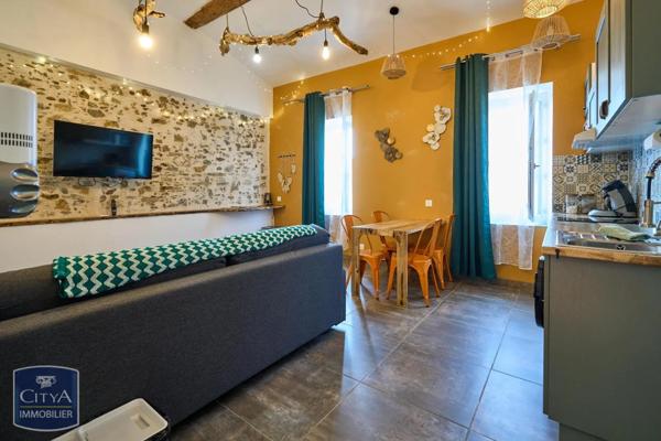 Immeuble à vendre 311m²