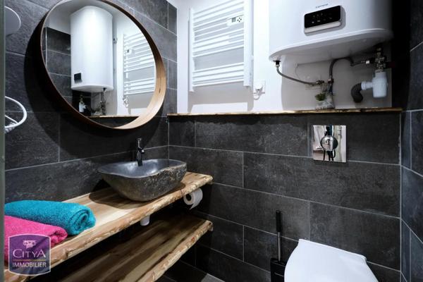 Immeuble à vendre 311m²