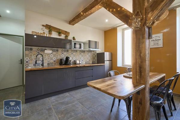 Immeuble à vendre 311m²