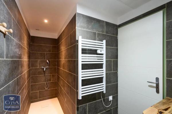 Immeuble à vendre 311m²