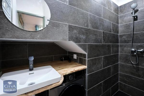 Immeuble à vendre 311m²