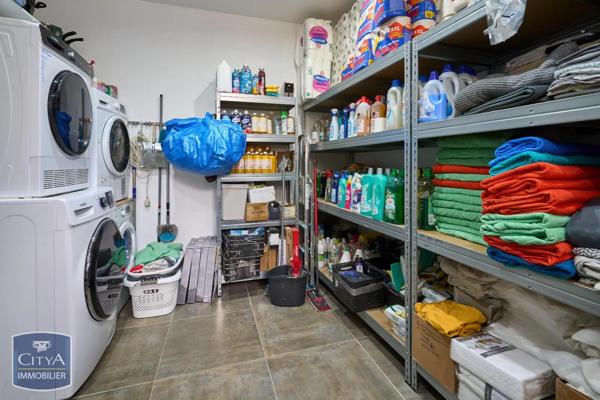 Immeuble à vendre 311m²