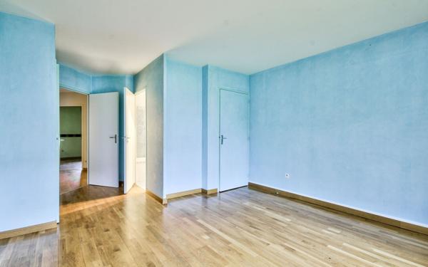 Maison à vendre    7 pièces •  Miribel