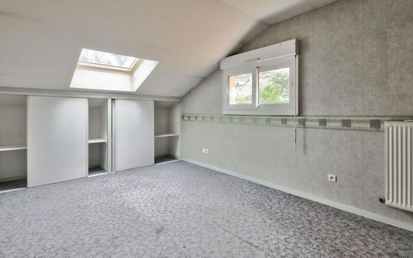 Maison à vendre    7 pièces •  Miribel