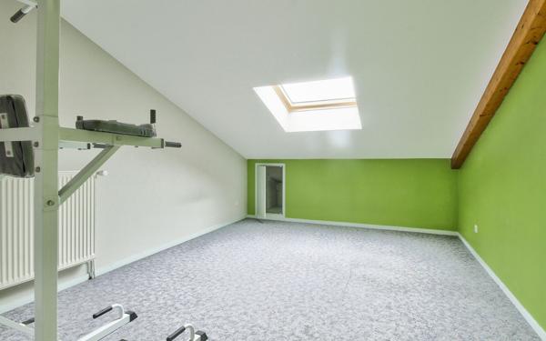 Maison à vendre    7 pièces •  Miribel