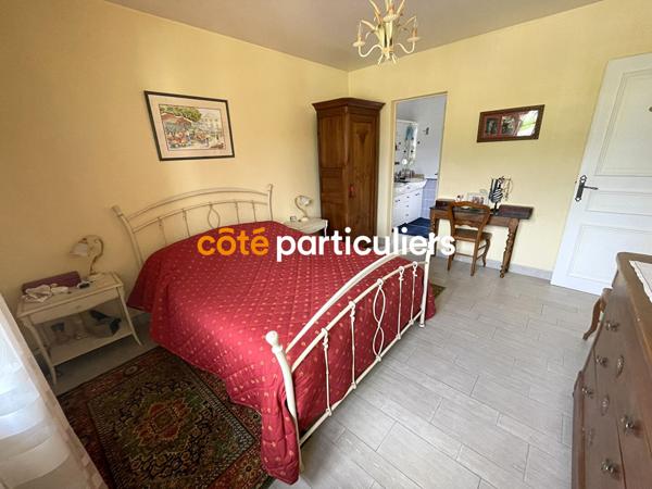 Vente
                Maison143 m² - 6 Pièces -
                    MATHIEU (14920)