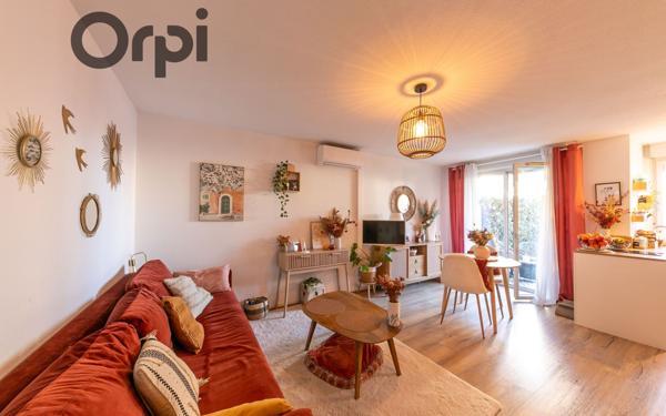 Appartement à vendre    2 pièces •  Saint-Estève